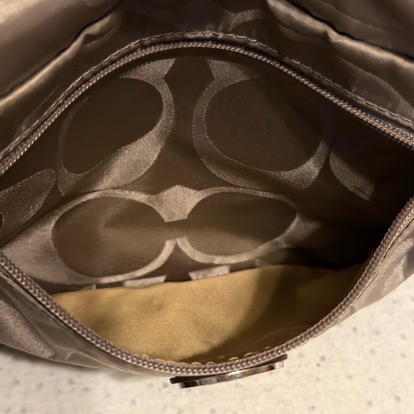 Coach Getaway
Signature Nylon File - Picture 3 of 8